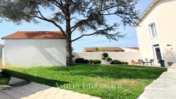 À VENDRE - RARE MAISON CHARME 1930 SPA JARDIN 5 CHAMBRES HAUT DE GAMME - NIEUL-SUR-MER