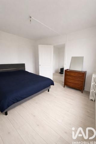 Location appartement 2 pièces 39 m² Suresnes
