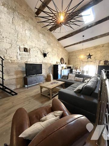 Locaux commerciaux avec appartement - UZES