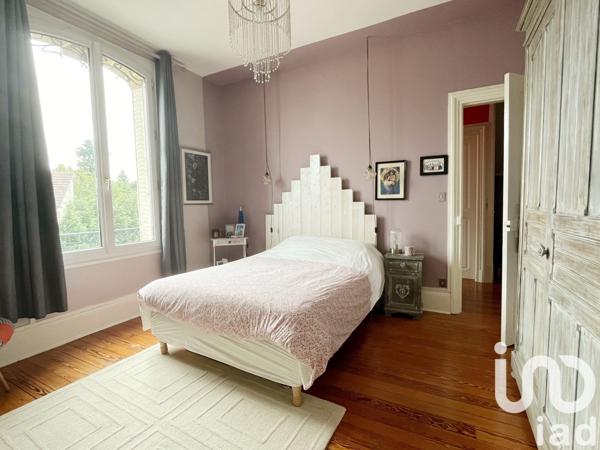 Maison à vendre 9 pièces 304 m² Beauvais