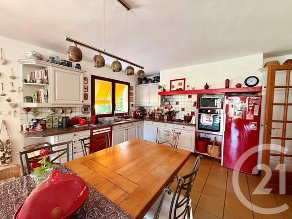 Maison à vendre  9 pièces - 170 m 2   MARSILLARGUES  - 34