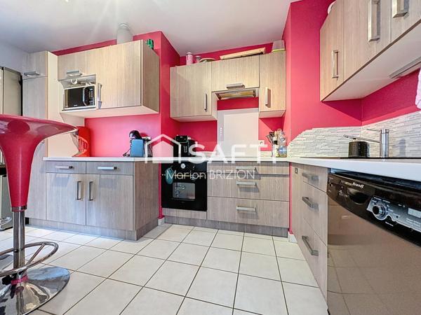 EN EXCLUSIVITE - APPARTEMENT DE TYPE 4- TERRASSE - PLACE DE PARKING EN SOUS SOL