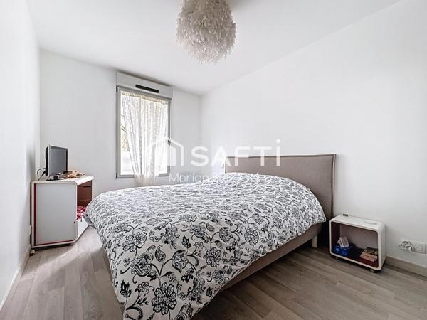 EN EXCLUSIVITE - APPARTEMENT DE TYPE 4- TERRASSE - PLACE DE PARKING EN SOUS SOL