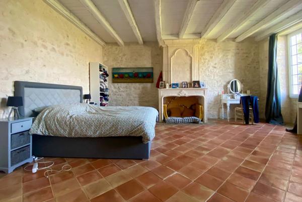 Demeure d'Exception – Propriété Seigneuriale du XVIIᵉ siècle