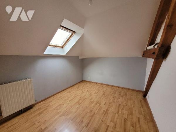 Immeuble avec 5 logements et jardin