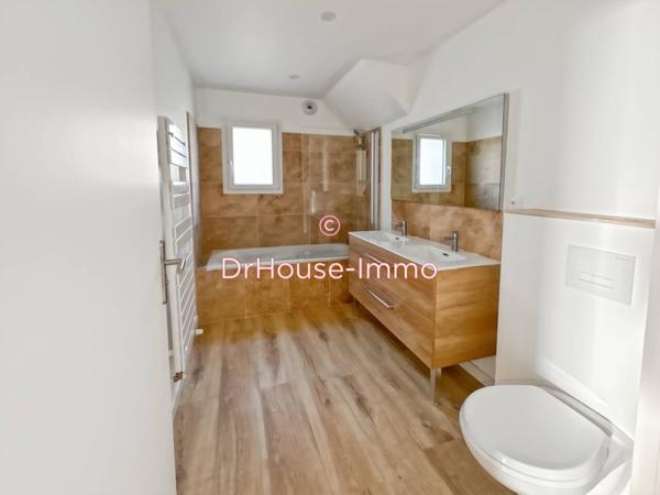 Maison à louer 5 pièces de 125 m²