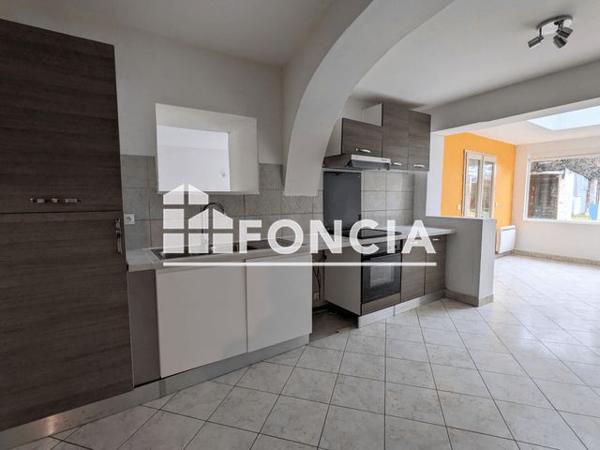 Location Maison 5 pièces 135 m² - 4 rue de la Gare Beille 72160