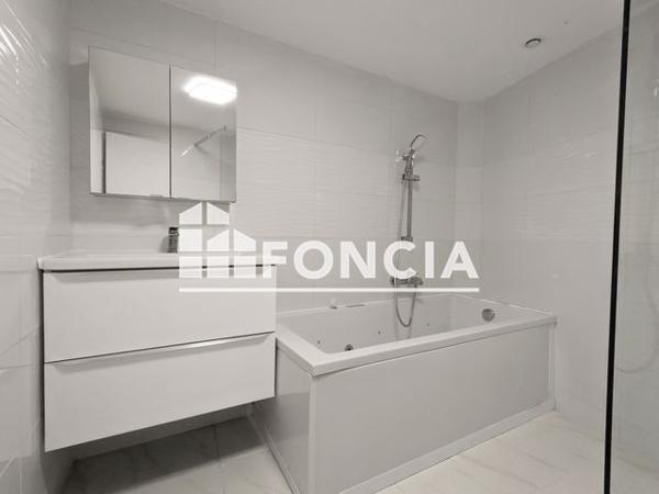 Location Maison 5 pièces 135 m² - 4 rue de la Gare Beille 72160