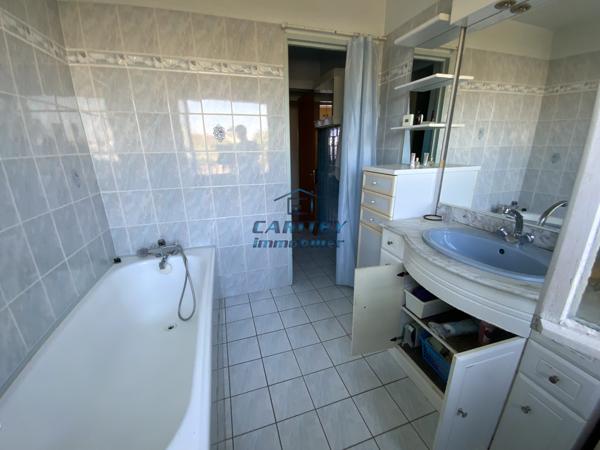 Appartement 4 chambres avec terrain constructible de 676 m² – MAGNY VERNOIS