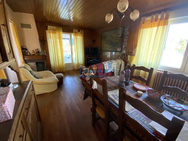 Appartement 4 chambres avec terrain constructible de 676 m² – MAGNY VERNOIS