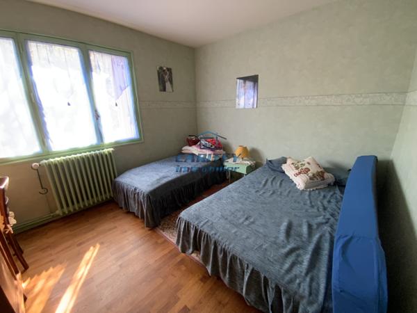 Appartement 4 chambres avec terrain constructible de 676 m² – MAGNY VERNOIS