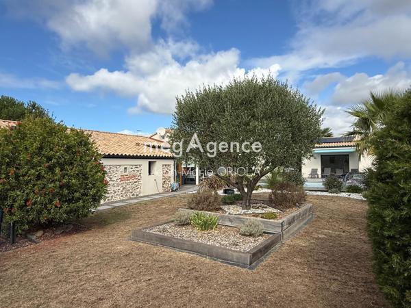 Maison à LES SABLES-D'OLONNE, 85340 - 7 pièces 229m²