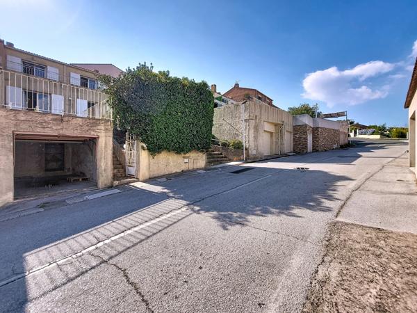 Carqueiranne (83320) À Carqueiranne, maison avec terrasse 3 chambres en vente