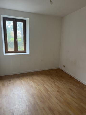 Maison à vendre 40 000 € Saint-Priest-la-Marche 3 p 87 m² DPE