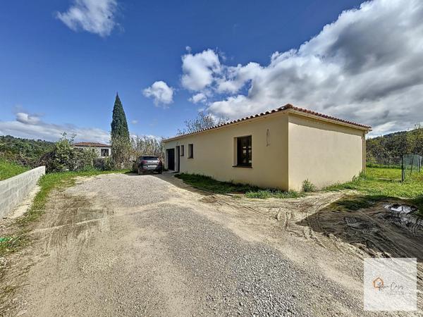 VILLA DE TYPE T4 DE 101M² SUR TERRAIN DE 748M²