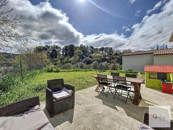 VILLA DE TYPE T4 DE 101M² SUR TERRAIN DE 748M²