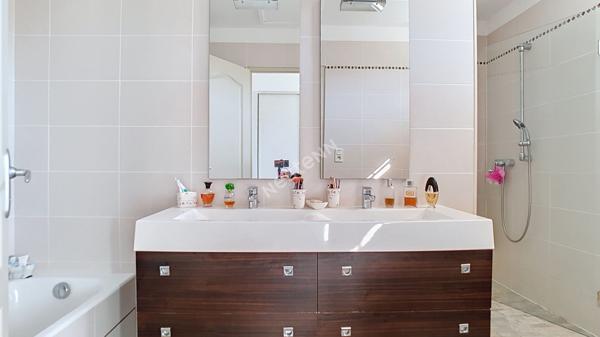 Belle Maison de 96 m2 parfaitement entretenue à Chäteauneuf-Les-Martigues