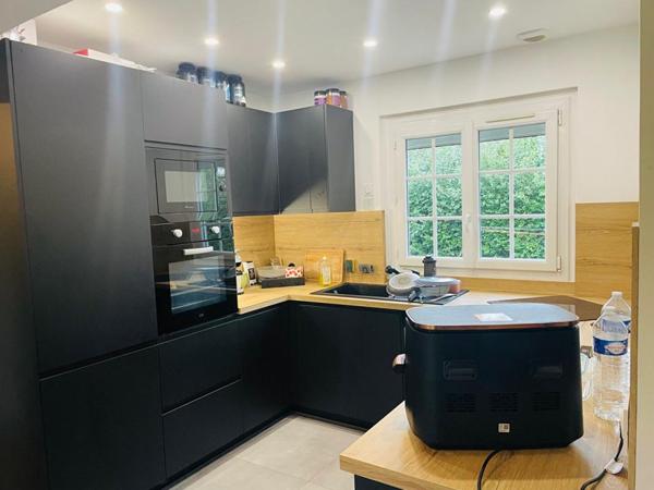 Maison coup de coeur  refaite à neuf de 100m2 au calme