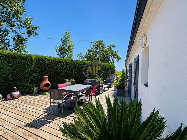 Maison à vendre Saint Jean De Monts - 4 pièces, 131m² avec 3 chambre(s) à 337 600€ - AJP Immobilier Saint-Jean-de-Monts