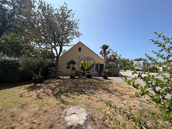 Maison à vendre Saint Jean De Monts - 4 pièces, 131m² avec 3 chambre(s) à 337 600€ - AJP Immobilier Saint-Jean-de-Monts