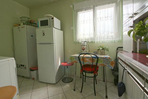 Appartement 3 pièces 2 chambres 68 m² + cave + 2 parkings