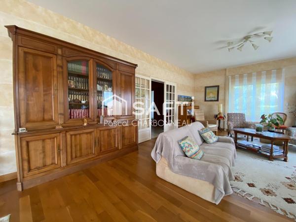 Maison 5 chambres ou 8 chambres possibles 10 pieces 310 M² Habitable