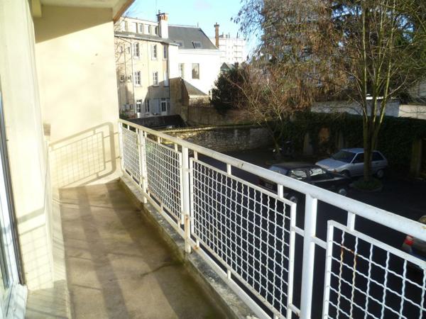 Appartement Orleans 1 pièce 28.08 m2 avec parking - chauffage compris