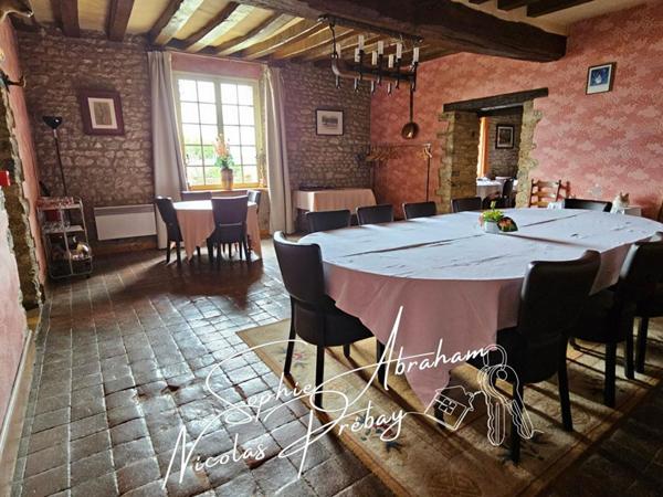 MURS COMMERCIAUX D'UN DOMAINE EXCEPTIONNEL ? AUX PORTES DE LA RÉGION PARISIENNE