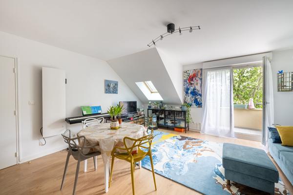 Appartement Saint Ouen L'Aumône 2 pièces 53 m2 !