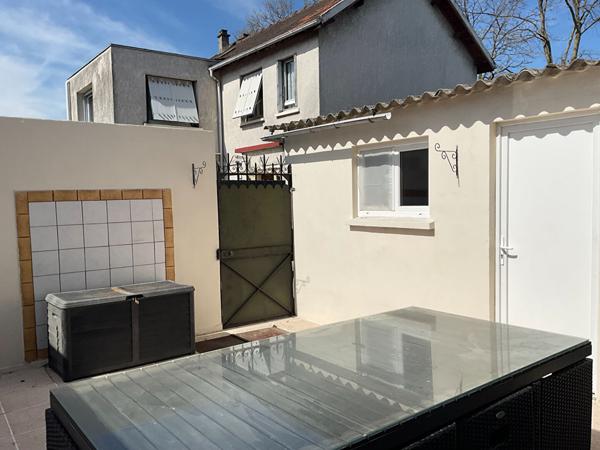 Maison Le Blanc Mesnil 3 pièce(s)