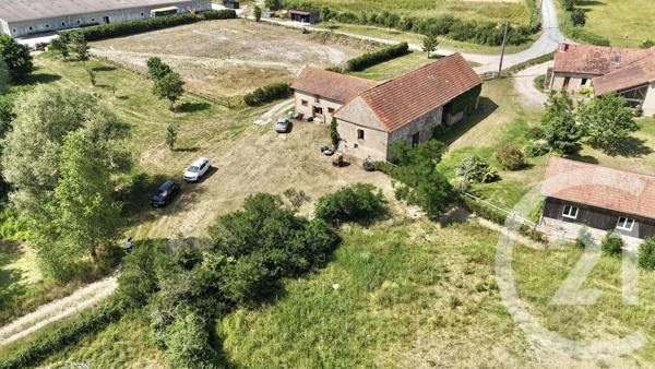 Maison à vendre  1 pièce - 97,75 m 2   COULANDON  - 03