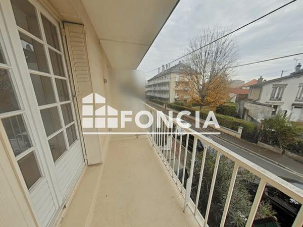 Location Studio 31.4 m² - 12 RUE DE LA FERME Soisy S/montmorency 95230