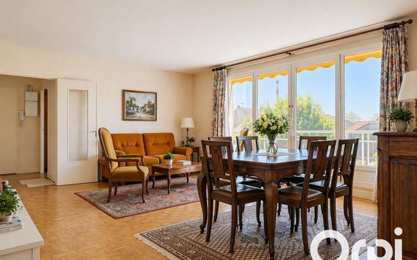 Appartement à vendre    3 pièces • 79,73 m2 Alfortville