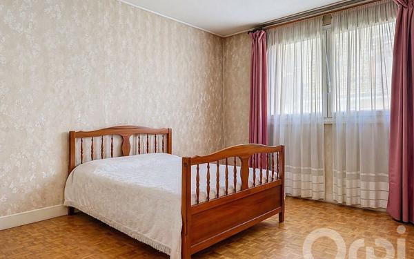 Appartement à vendre    3 pièces • 79,73 m2 Alfortville