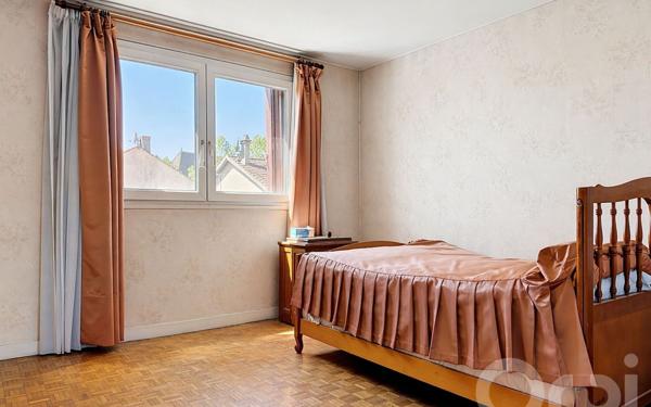 Appartement à vendre    3 pièces • 79,73 m2 Alfortville