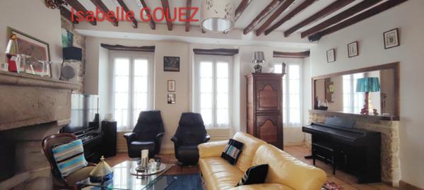 MAISON EN PIERRE DE 200 M2 8 CHAMBRES GRAND JARDIN