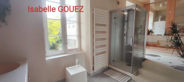 MAISON EN PIERRE DE 200 M2 8 CHAMBRES GRAND JARDIN