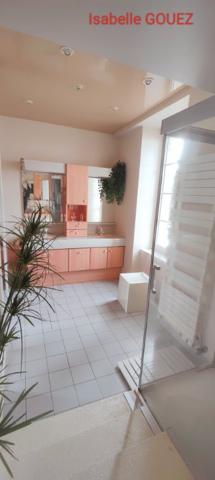 MAISON EN PIERRE DE 200 M2 8 CHAMBRES GRAND JARDIN