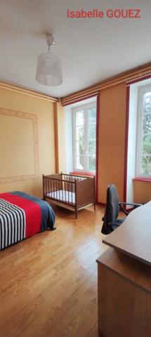 MAISON EN PIERRE DE 200 M2 8 CHAMBRES GRAND JARDIN