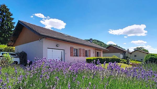 Maison familiale 4 chambres sur un terrain de 1030m²  à Bons-en-Chablais