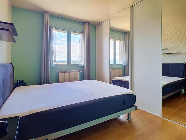 Maison familiale 4 chambres sur un terrain de 1030m²  à Bons-en-Chablais