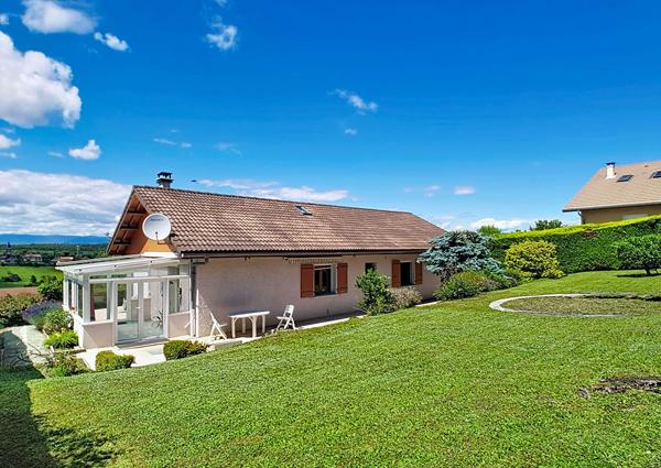 Maison familiale 4 chambres sur un terrain de 1030m²  à Bons-en-Chablais