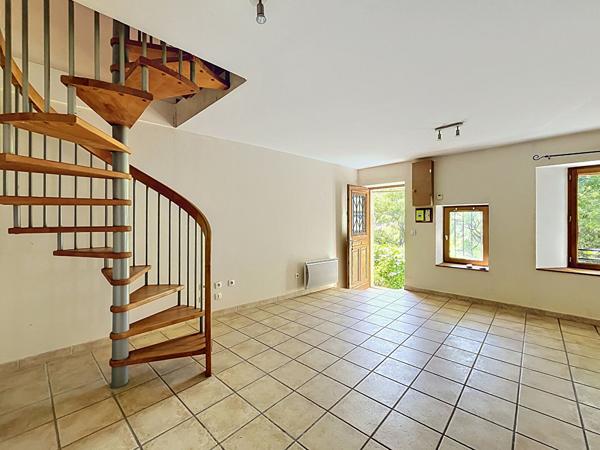 Ensemble immobilier Cruas 7 pièce(s) 166 m2