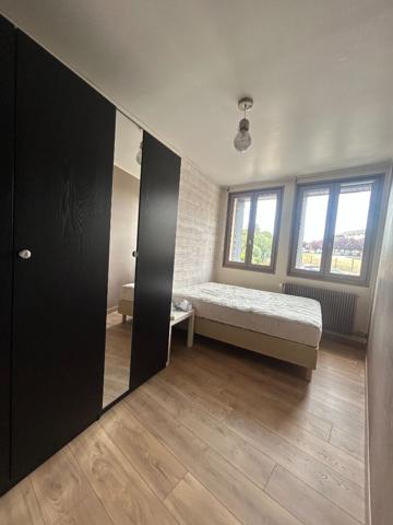 À vendre ? Appartement T3 centre-ville de Laval Laval À vendre ? Appartement T3 centre-ville de Laval Laval