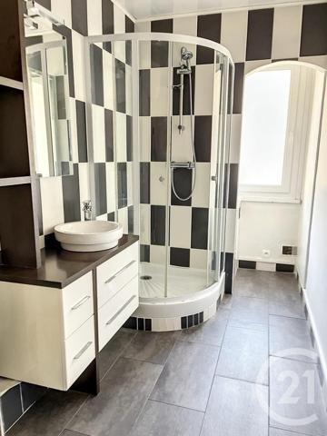 Appartement F3 à vendre  3 pièces - 66,60 m2 CHALONS EN CHAMPAGNE - 51