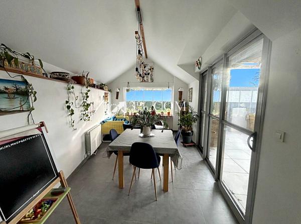 Maison 6 pièce(s) 3 chambre(s) 103 m²