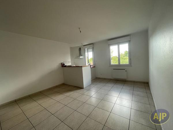 Appartement à louer La Romagne : 3 pièces, 47m² avec 2 chambre(s) à 541€ - AJP Immobilier Saint-Macaire-en-Mauges