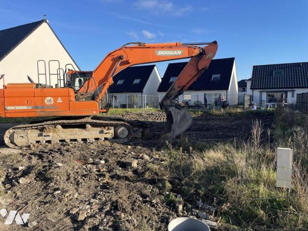 CALAIS VIRVAL - TERRAIN A BATIR - 330 m²