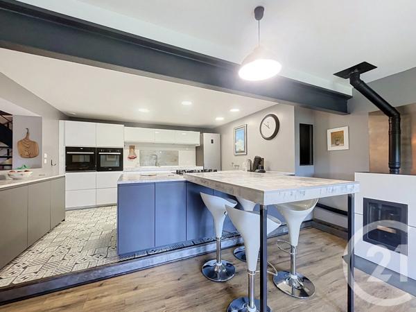 Maison à vendre  8 pièces - 375 m 2   FAY SUR LIGNON  - 43