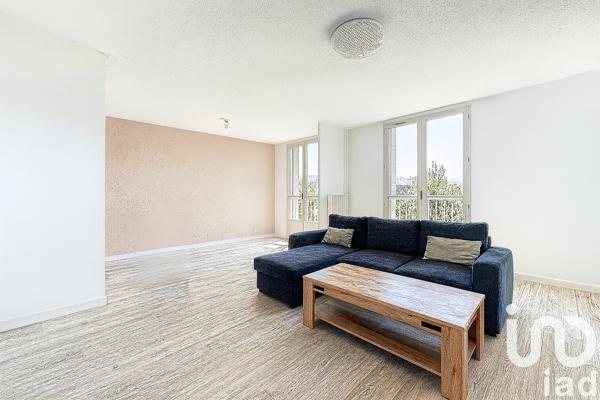 Appartement à vendre 4 pièces 97 m² Aubagne